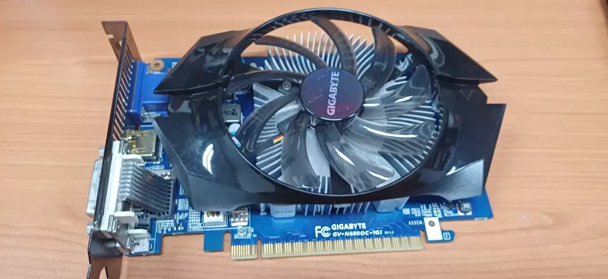 기가바이트gtx650 1g